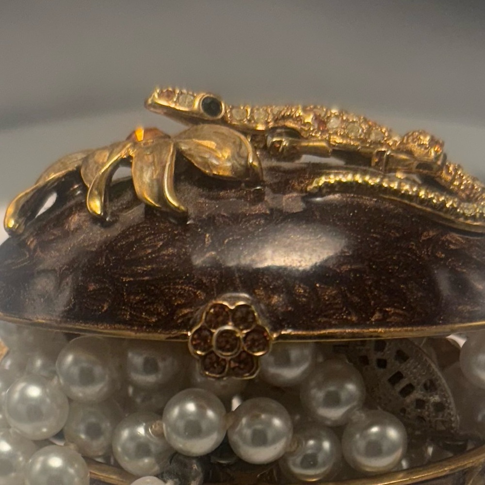 Vintage Jeweled Jewelry Box Resembling Faberge Egg - Picture 9 of 10